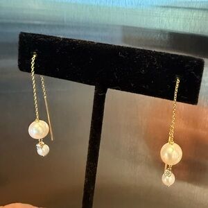 Yellow gold, pearl and diamond chip threader earrings